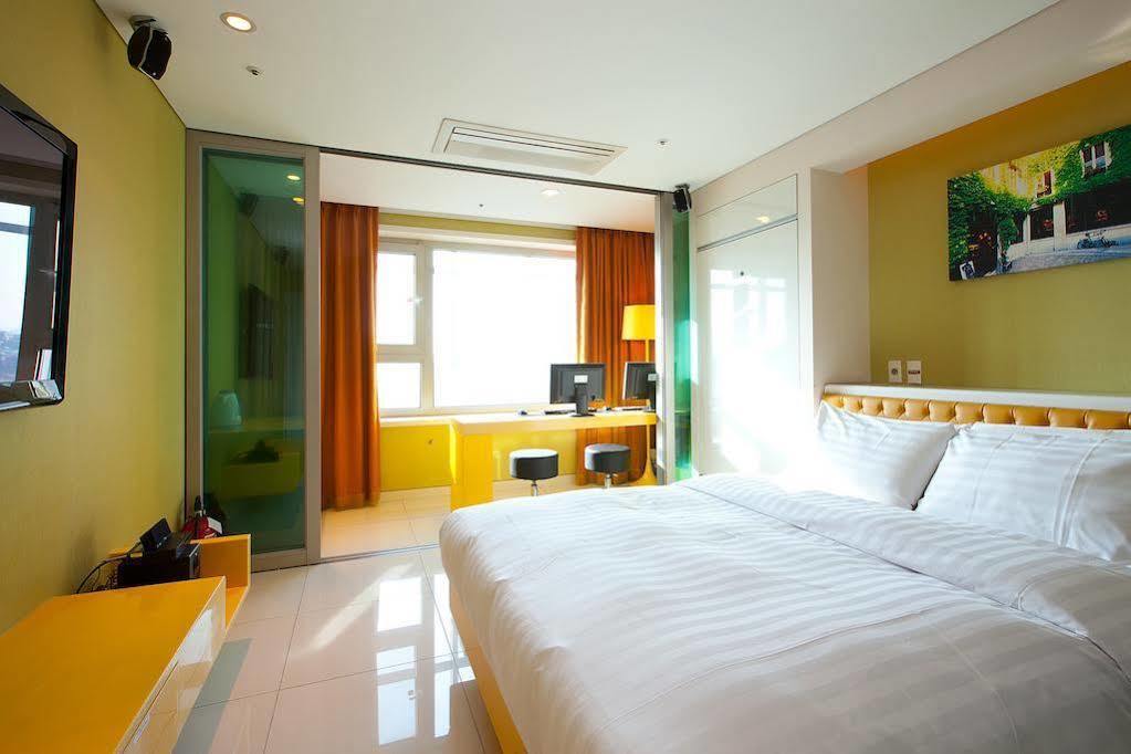 Yeongdeungpo Lifestyle F Hotel Seoul Exterior photo