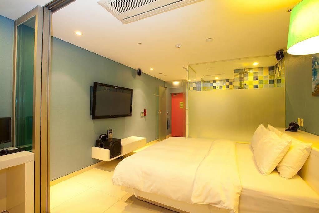 Yeongdeungpo Lifestyle F Hotel Seoul Exterior photo