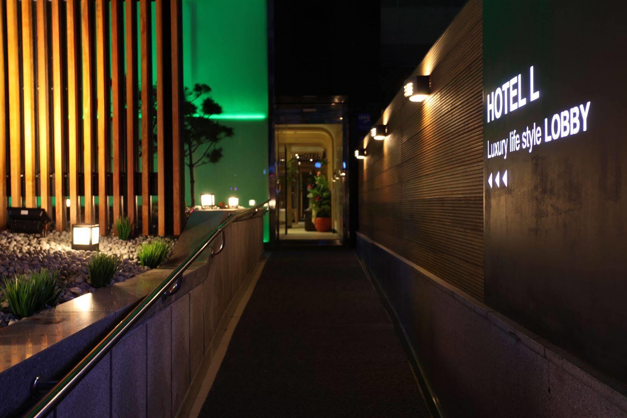 Yeongdeungpo Lifestyle F Hotel Seoul Exterior photo